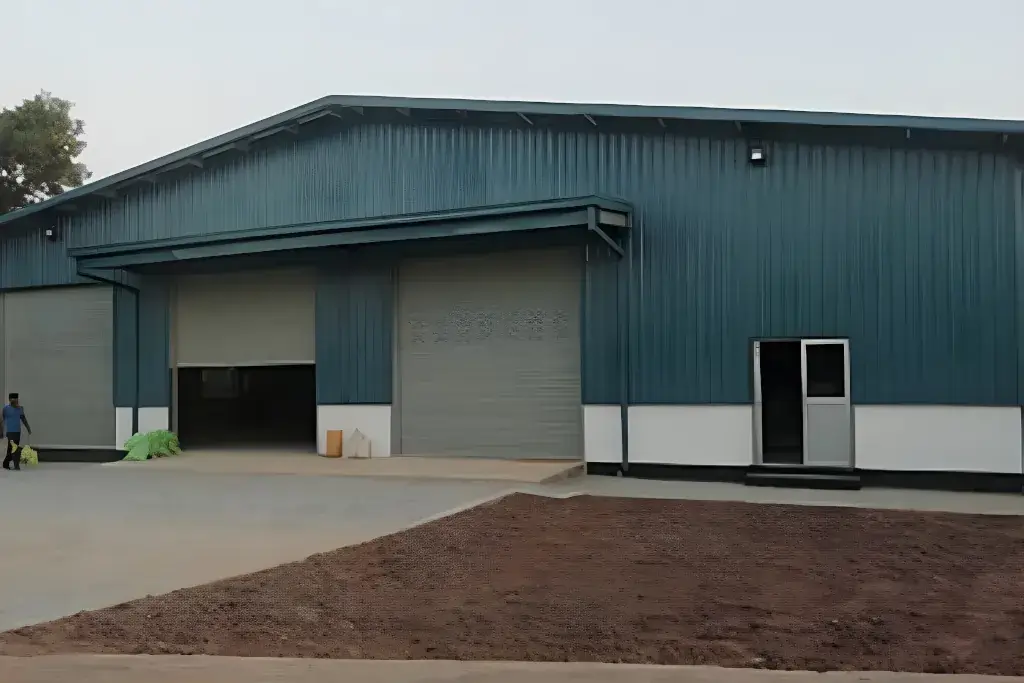 Construction of New Warehouse - Makandura image