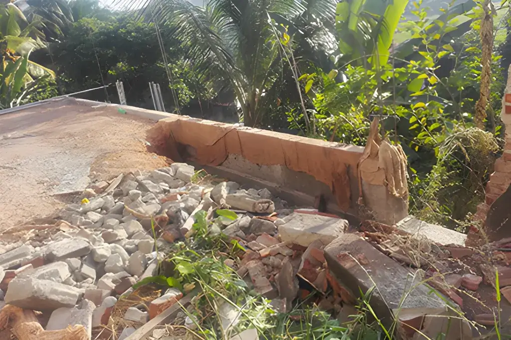 Construction of Retaining & Boundary Walls for Rathna Sri Ganarama Pothgul Viharaya - Batuwatta Gallery 4 image